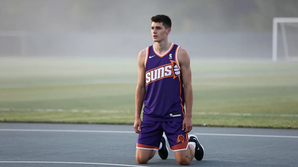Phoenix Suns rookie Koa Peat shines in first NBA preseason game