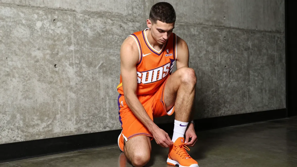 Phoenix Suns Schedule: NBA TV to Broadcast 5 Key Games This Season