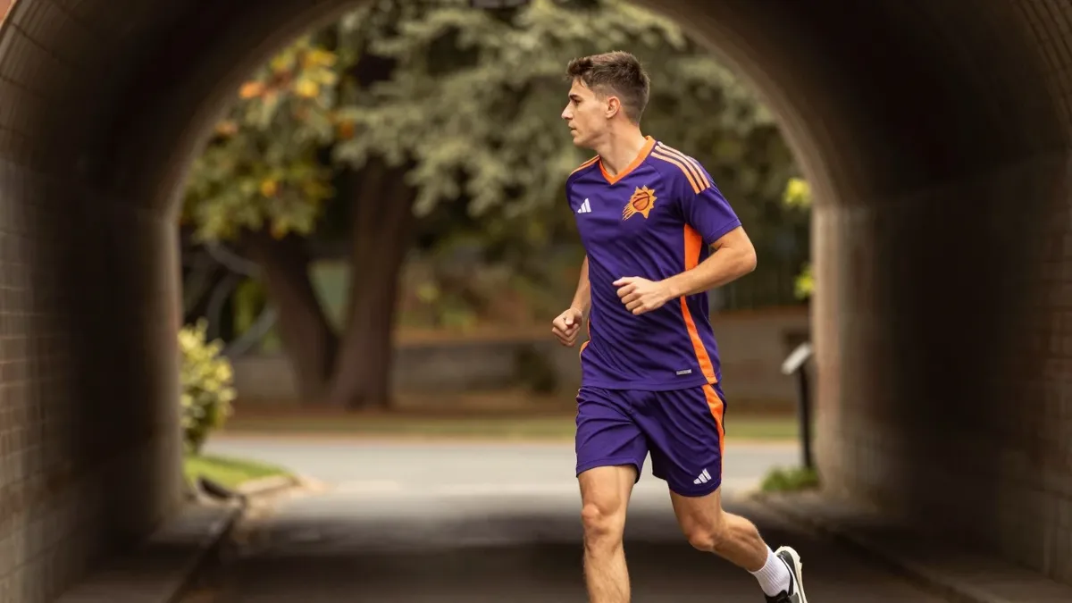 Phoenix Suns lose to Spurs in preseason finale and suffer key injury