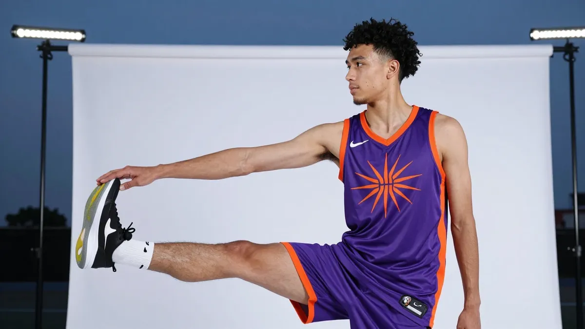 Phoenix Suns assign former two-way players Brea, Huntley to G League roster