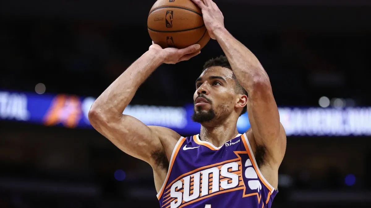 Phoenix Suns' Jae Crowder Signs With Tony Parker's Team